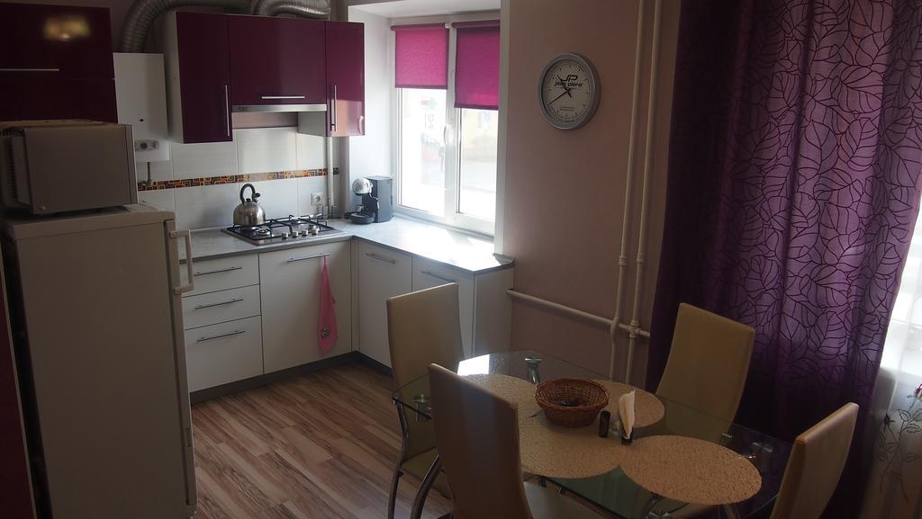 Apartment Lenin Baranavitsjy Buitenkant foto